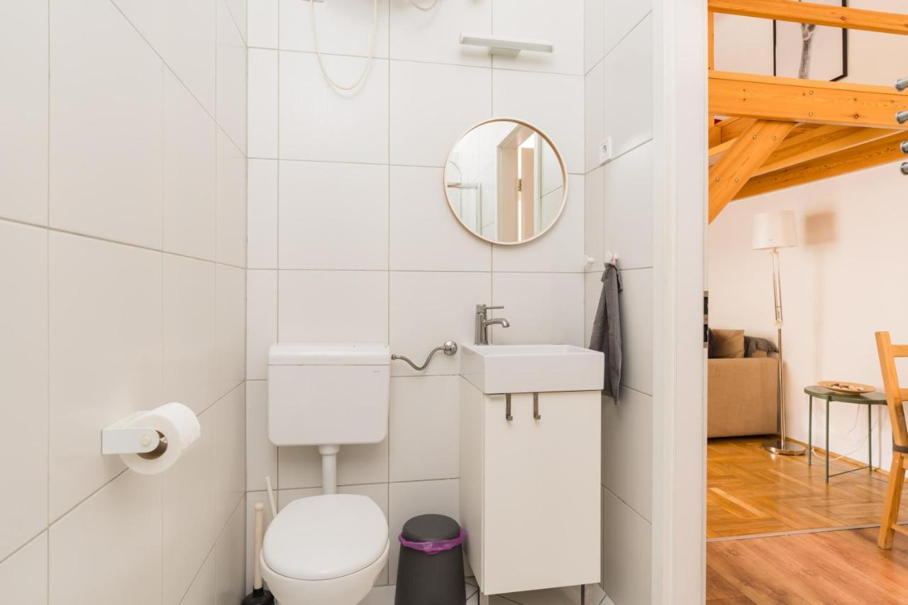 Sesame Wide Apartamento Budapeste Exterior foto